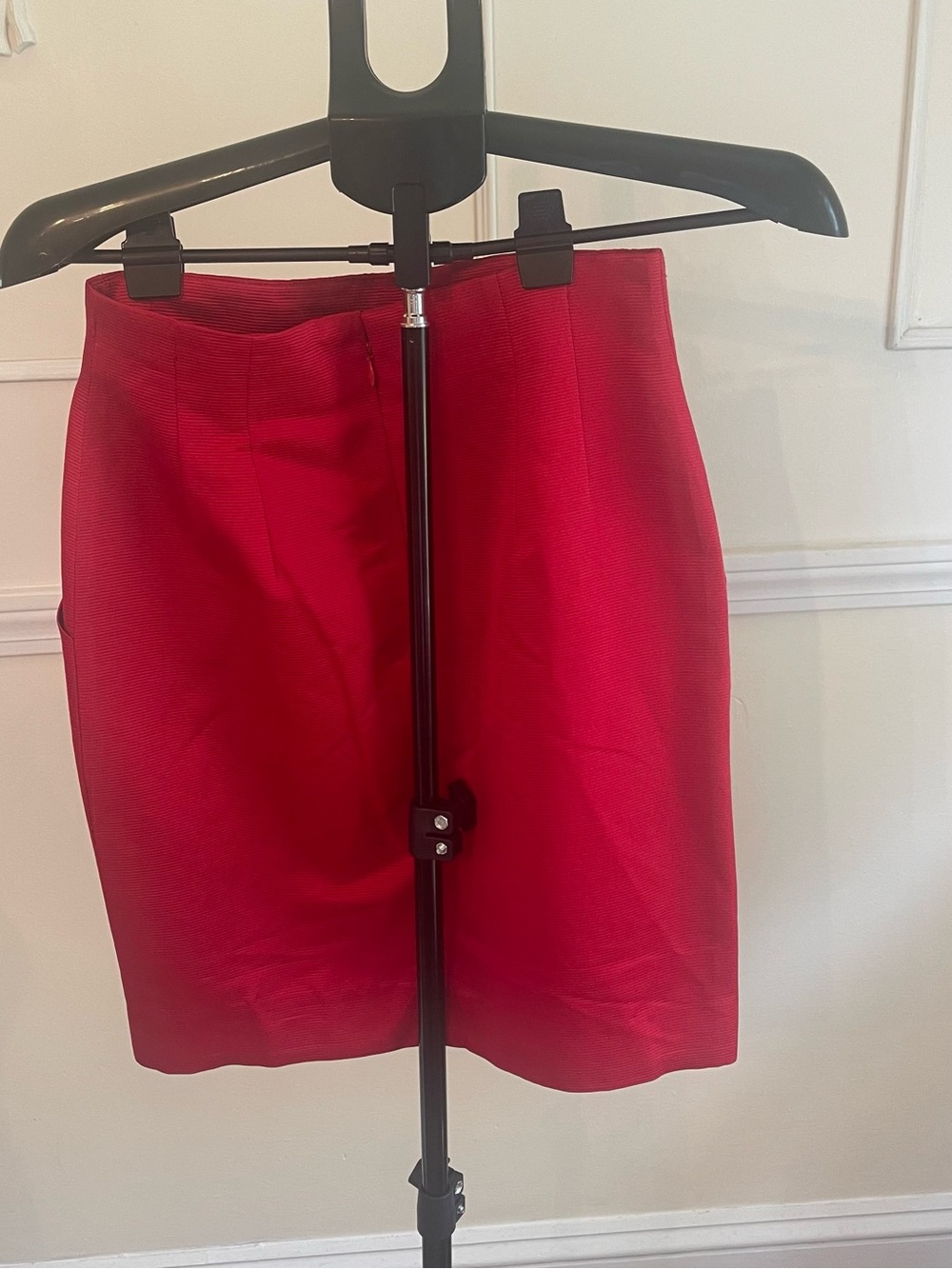 Escada Vibrant Red Mini Skirt with Gold Button Detail - Picture 4 of 11
